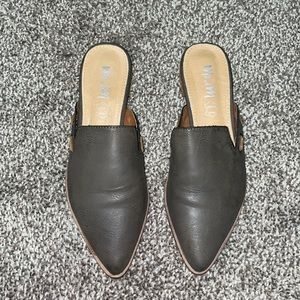 Deep South Pout Mules